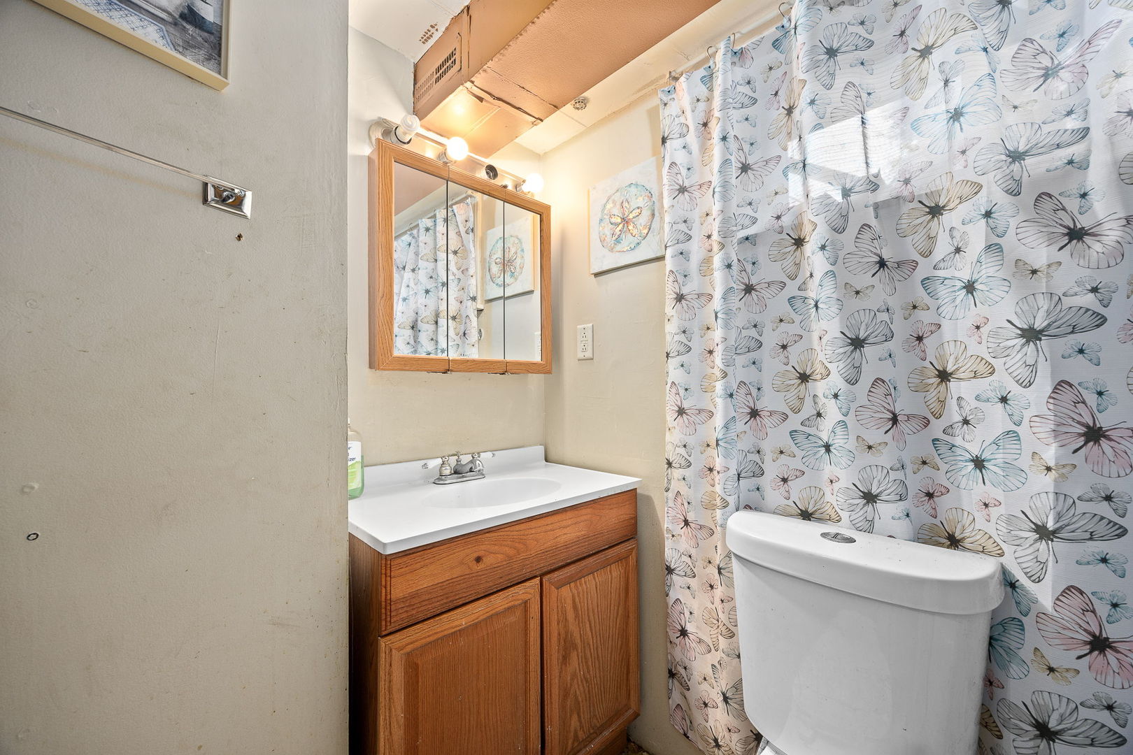 9306 S 54th Avenue, Oak Lawn, IL 60453