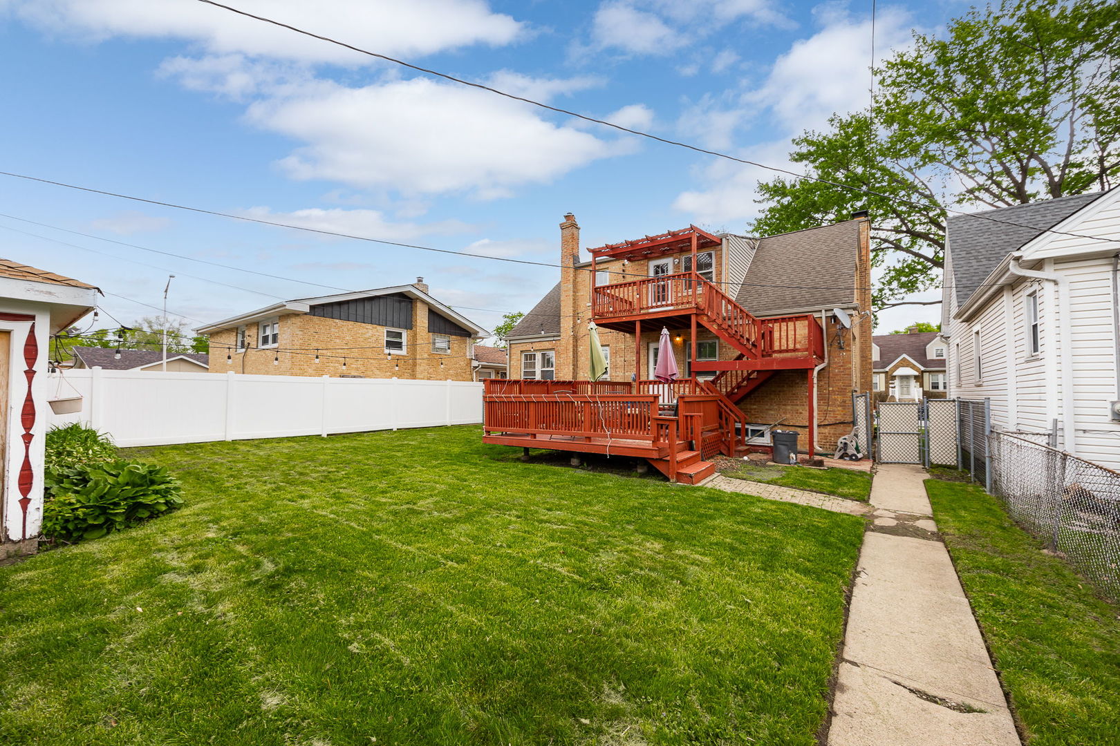 9306 S 54th Avenue, Oak Lawn, IL 60453