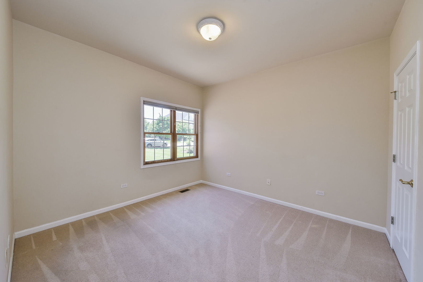 4N382 Mark Twain Street, St. Charles, IL 60175