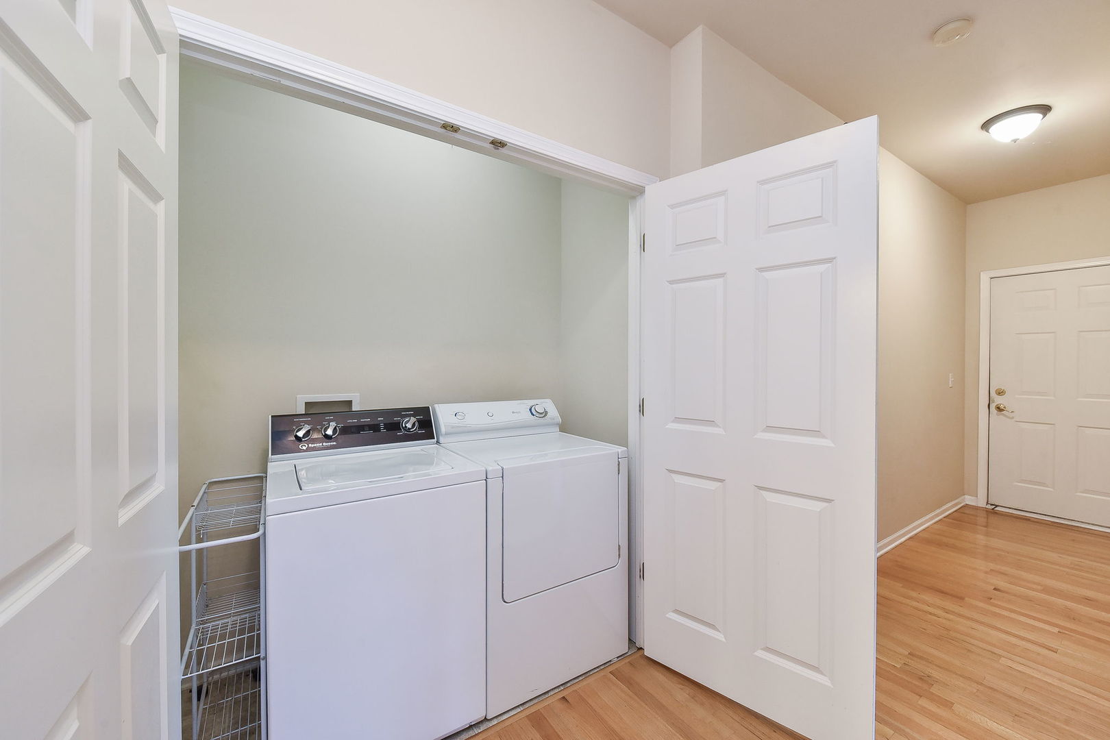 4N382 Mark Twain Street, St. Charles, IL 60175