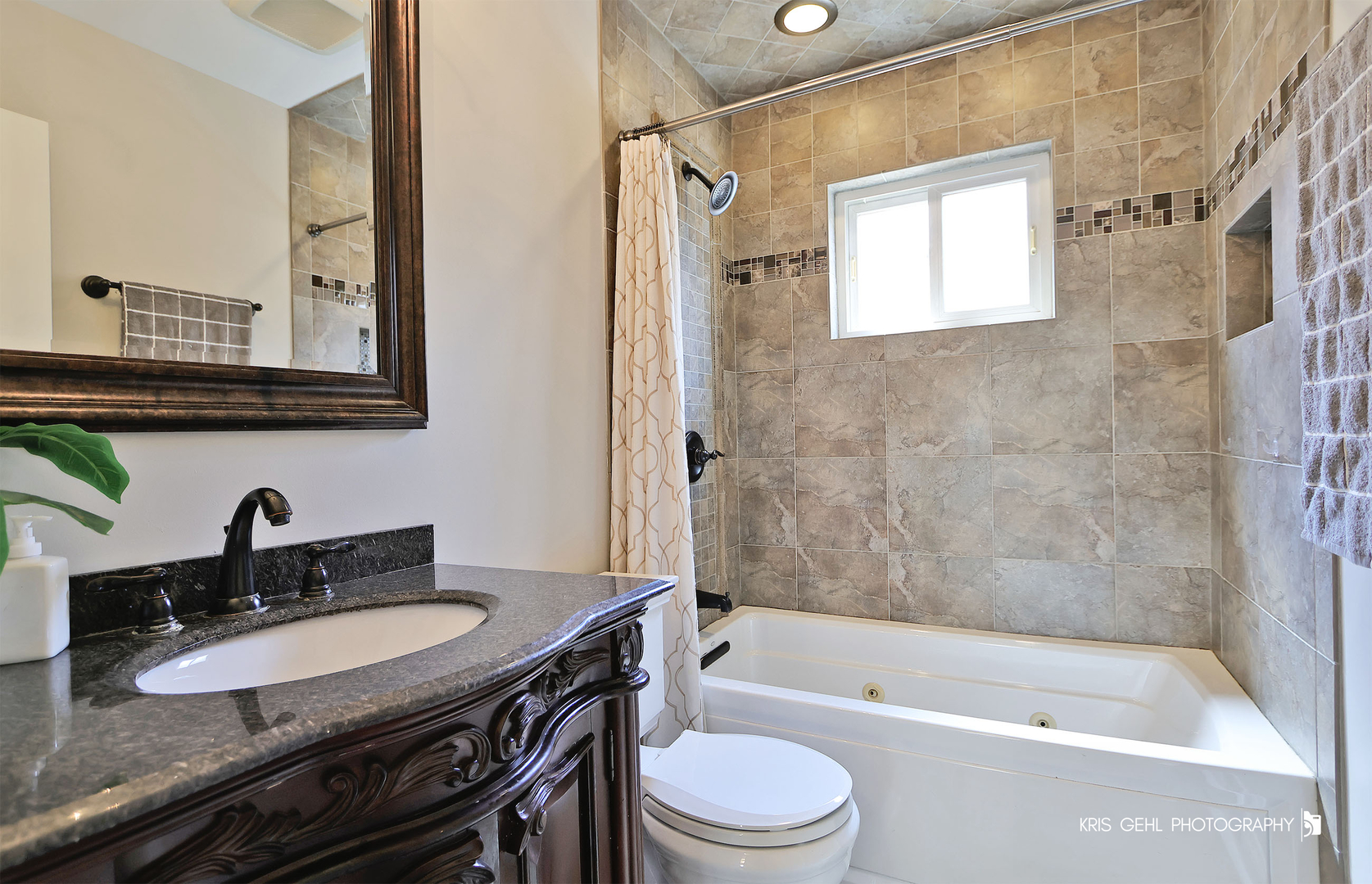 10928 S Albany Avenue, Chicago, IL 60655