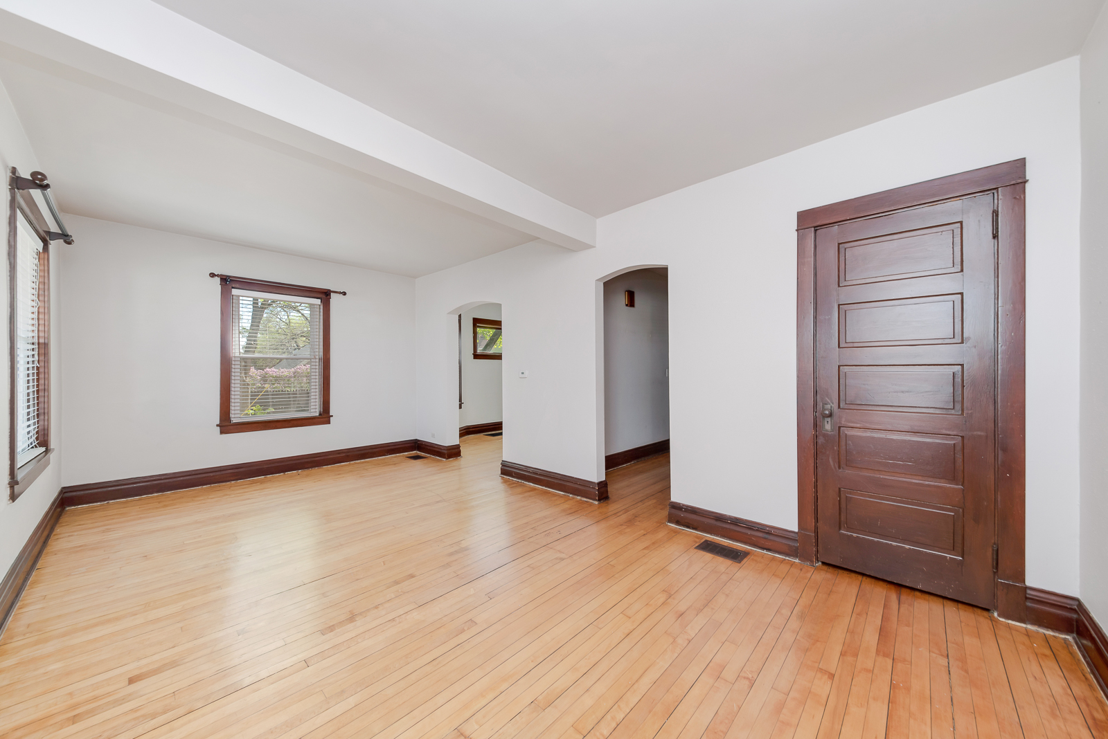 426 N La Grange Road #1, La Grange Park, IL 60526