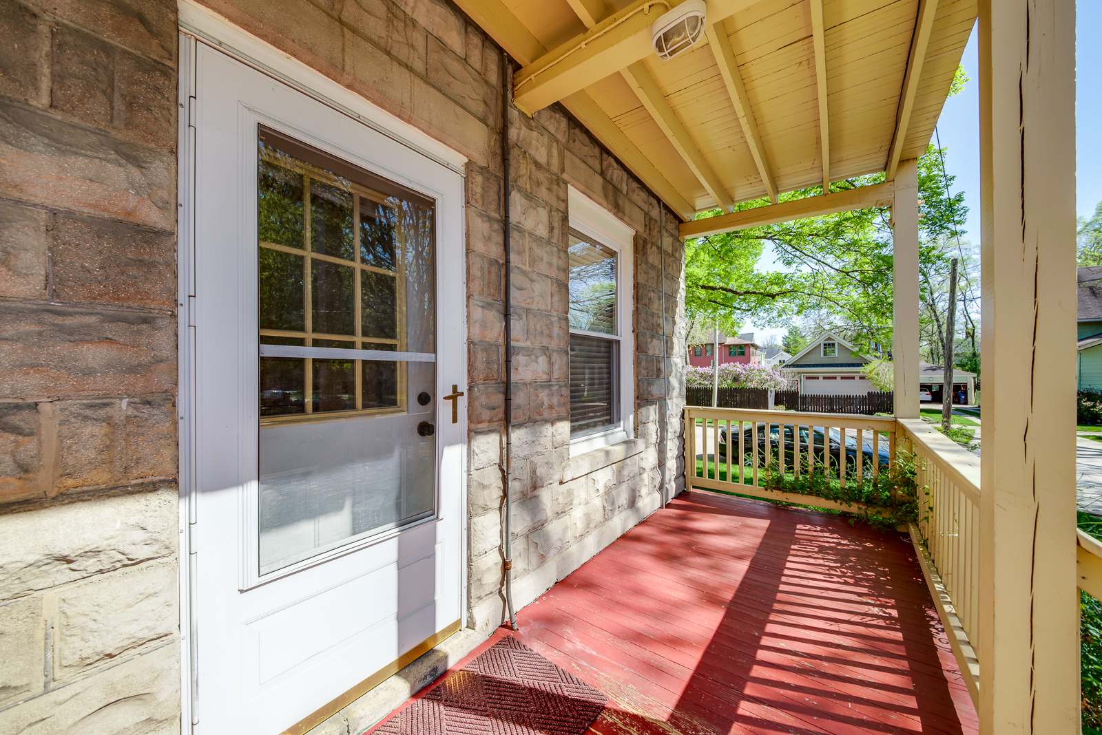 426 N La Grange Road #1, La Grange Park, IL 60526