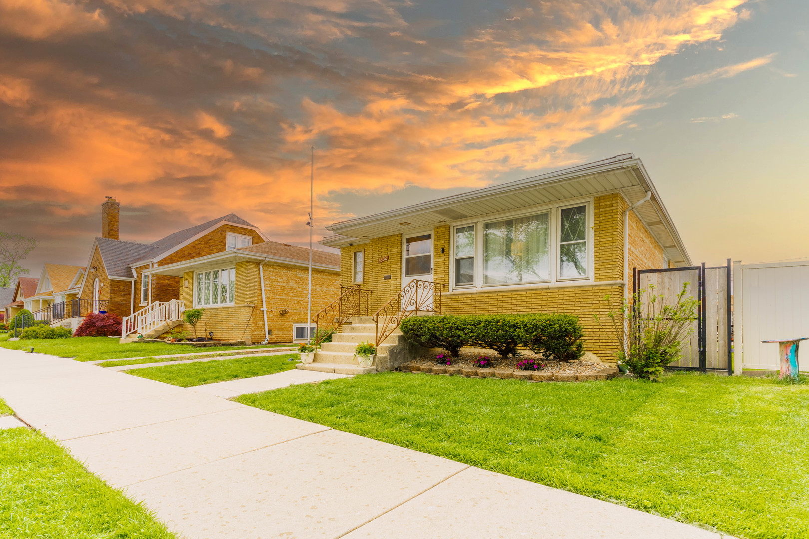 5332 S Meade Avenue, Chicago, IL 60638