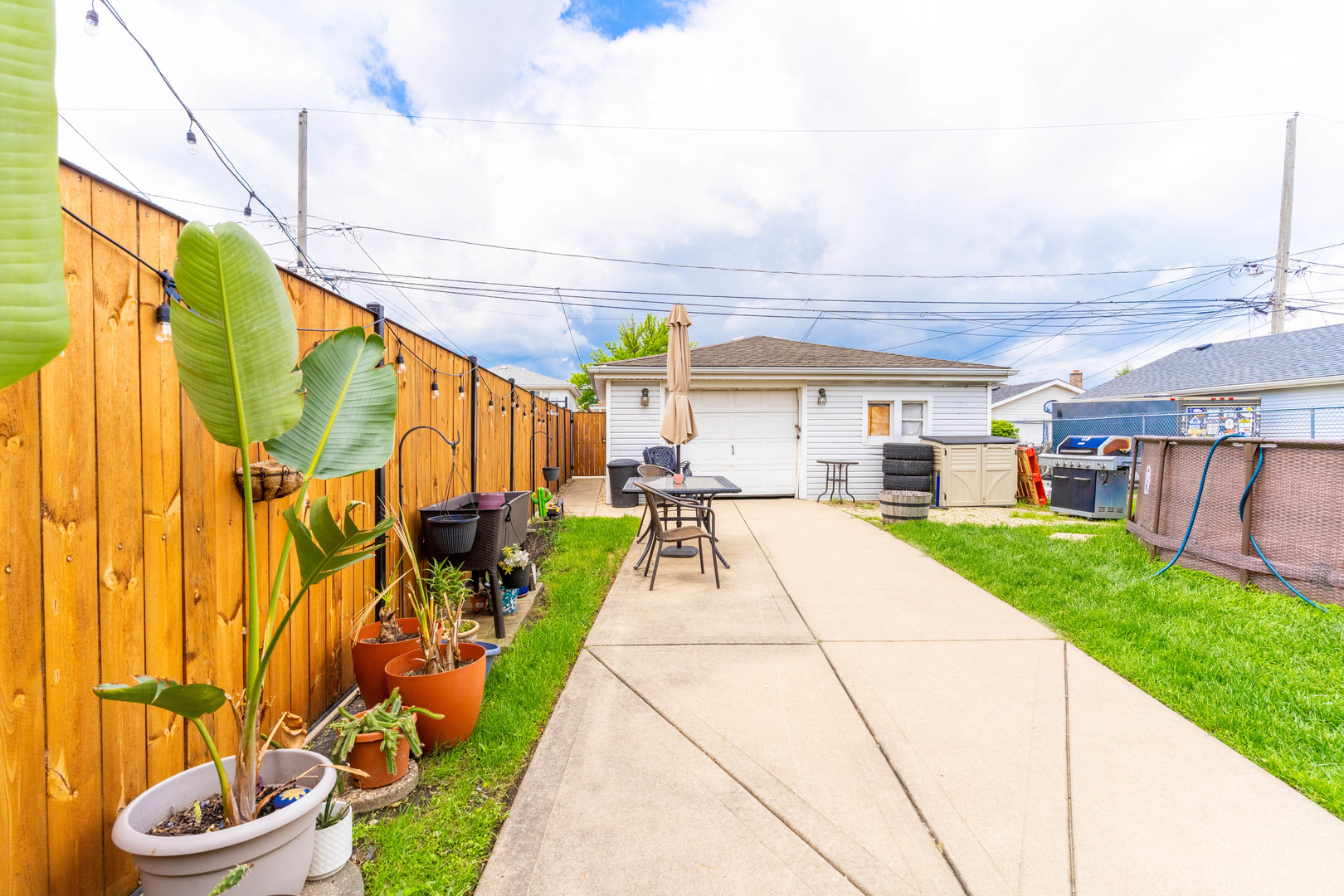 5332 S Meade Avenue, Chicago, IL 60638