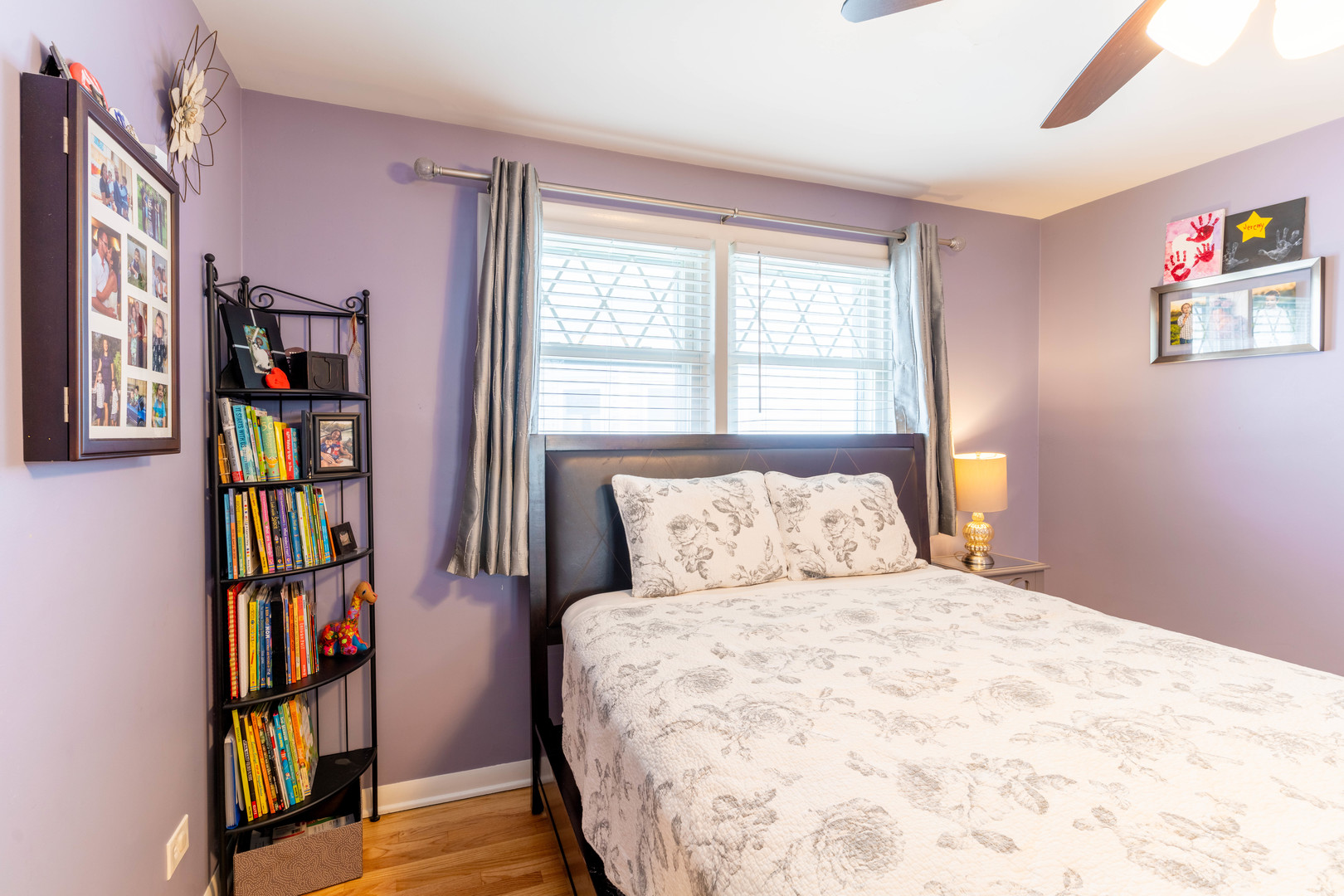 5332 S Meade Avenue, Chicago, IL 60638