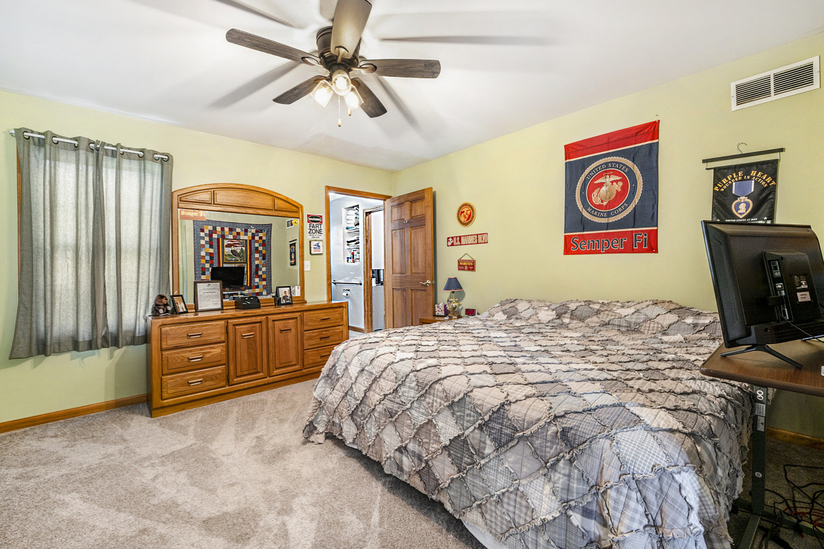 928 N Calumet Avenue, Chesterton, IN 46304