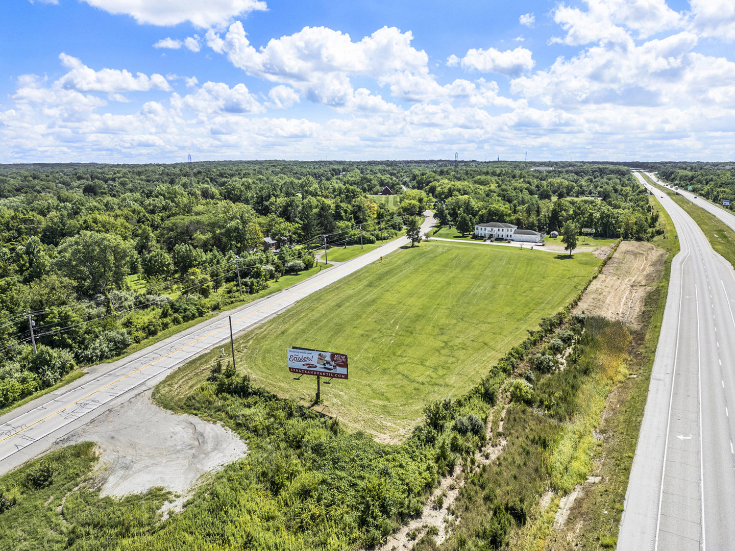 928 N Calumet Avenue, Chesterton, IN 46304