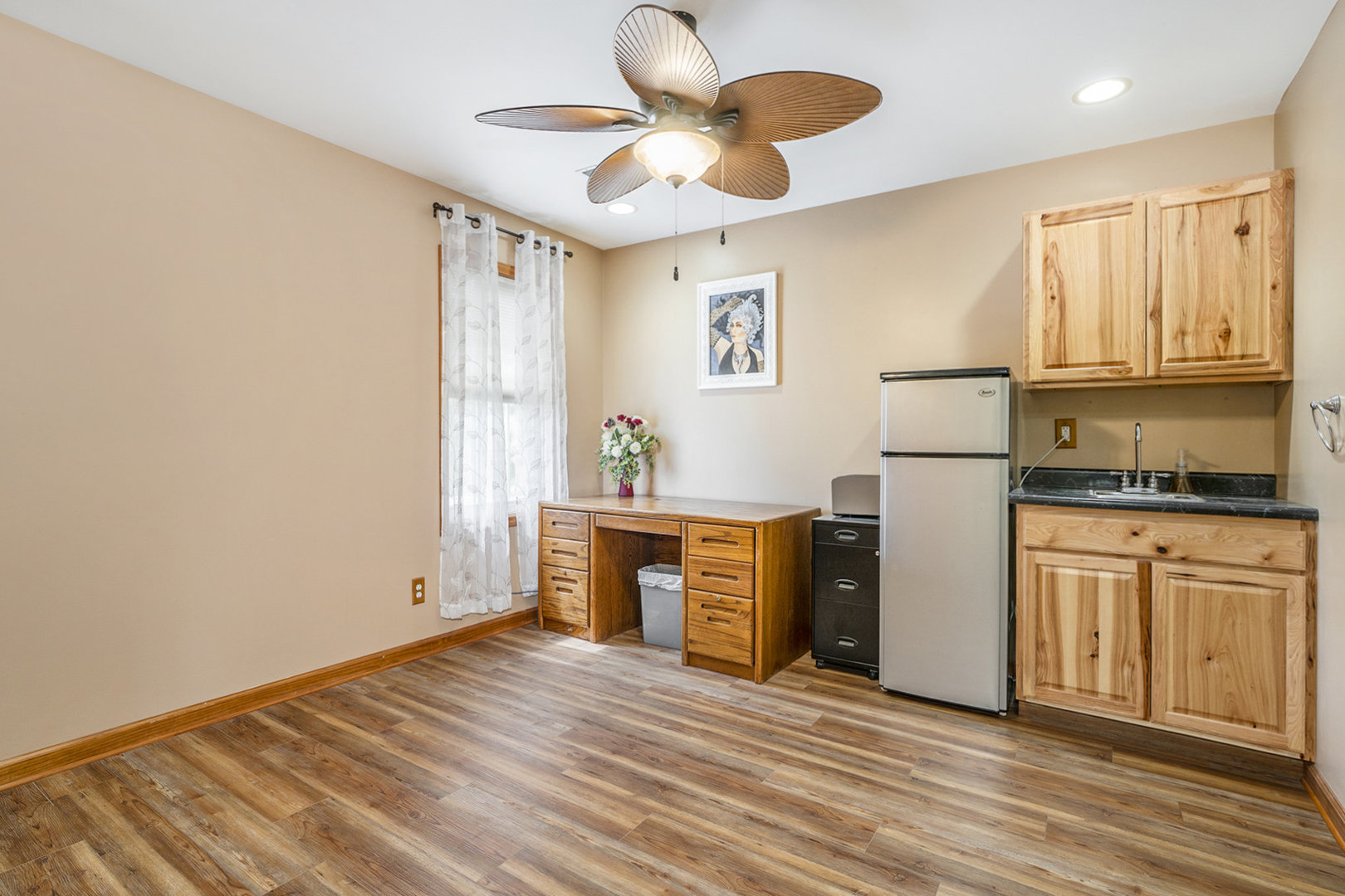 928 N Calumet Avenue, Chesterton, IN 46304