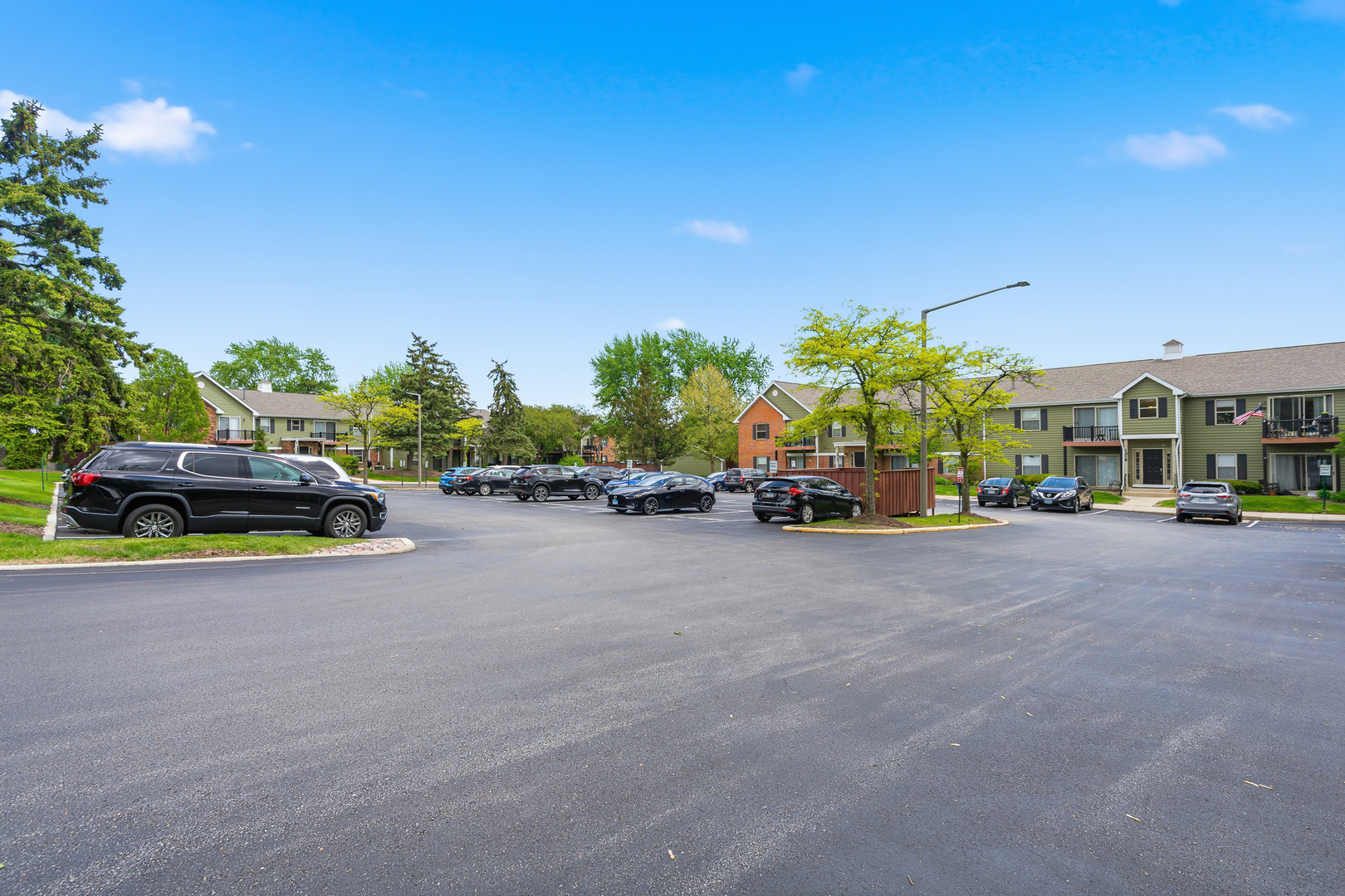 1312 Mc Dowell Road #204, Naperville, IL 60563