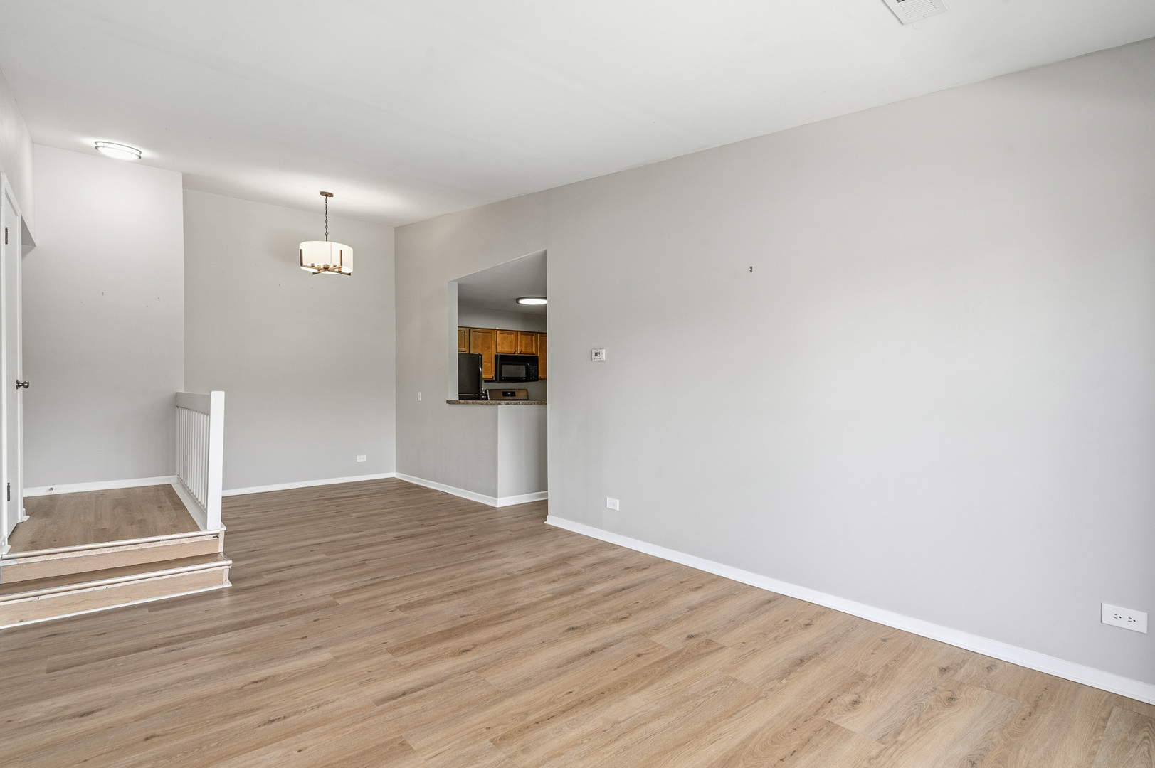 1312 Mc Dowell Road #204, Naperville, IL 60563