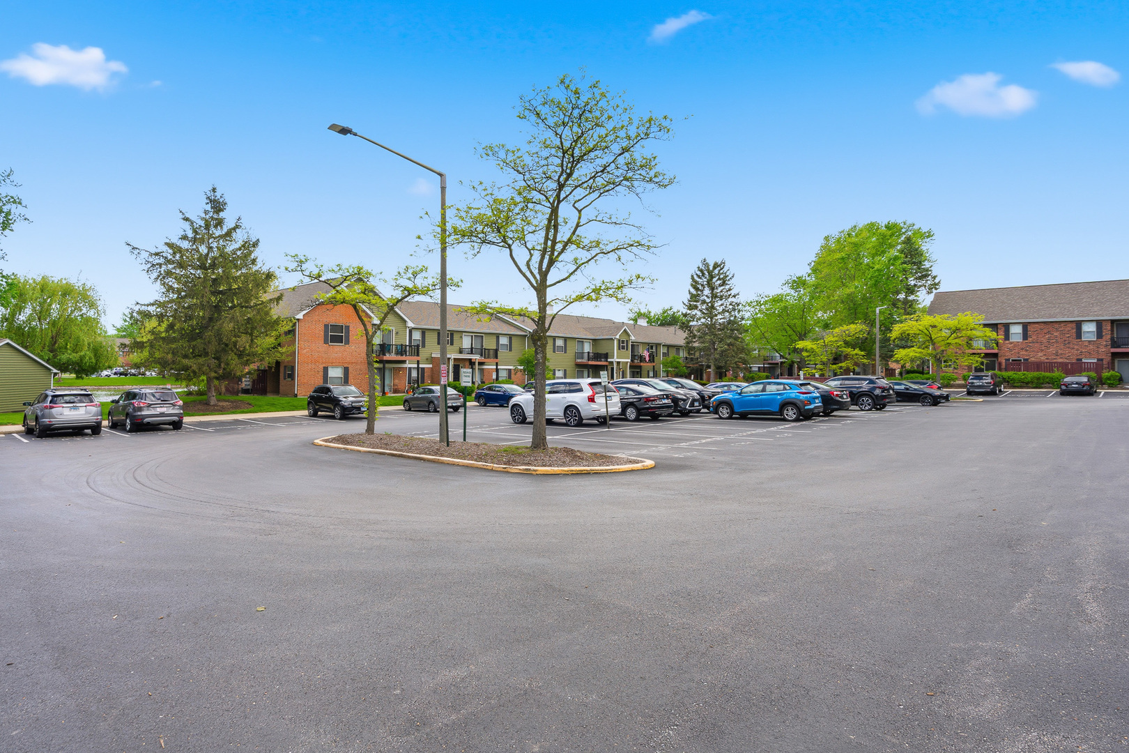 1312 Mc Dowell Road #204, Naperville, IL 60563