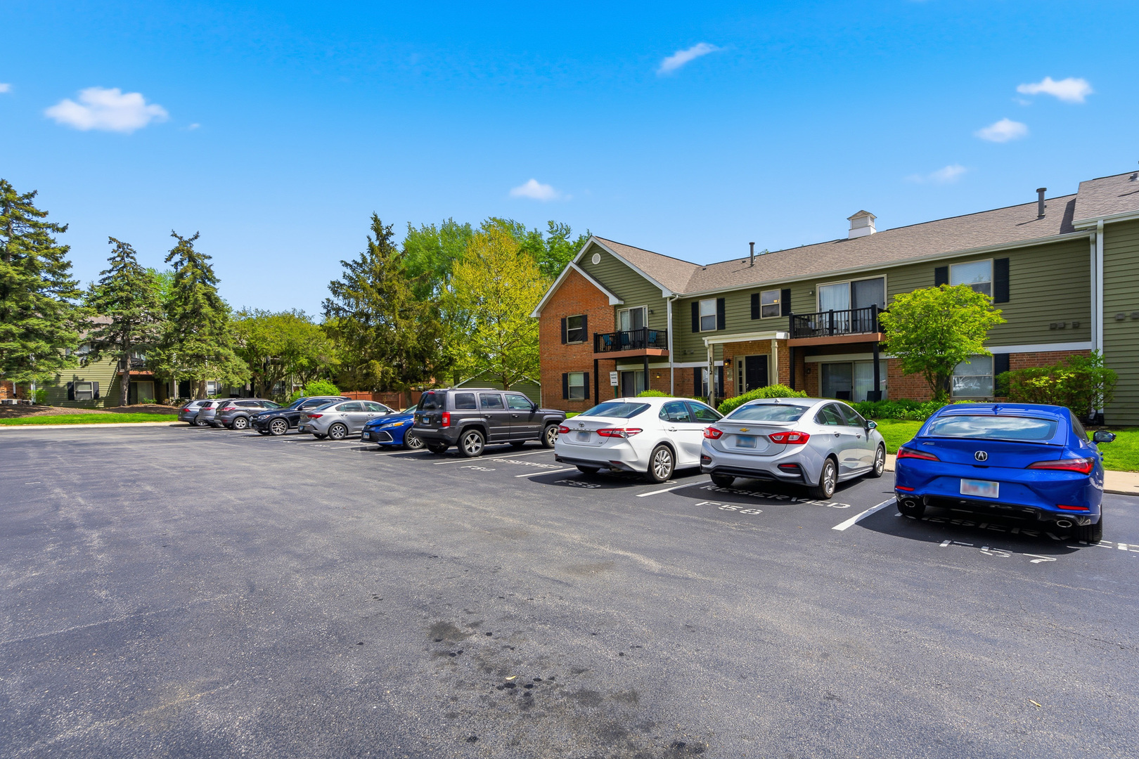 1312 Mc Dowell Road #204, Naperville, IL 60563