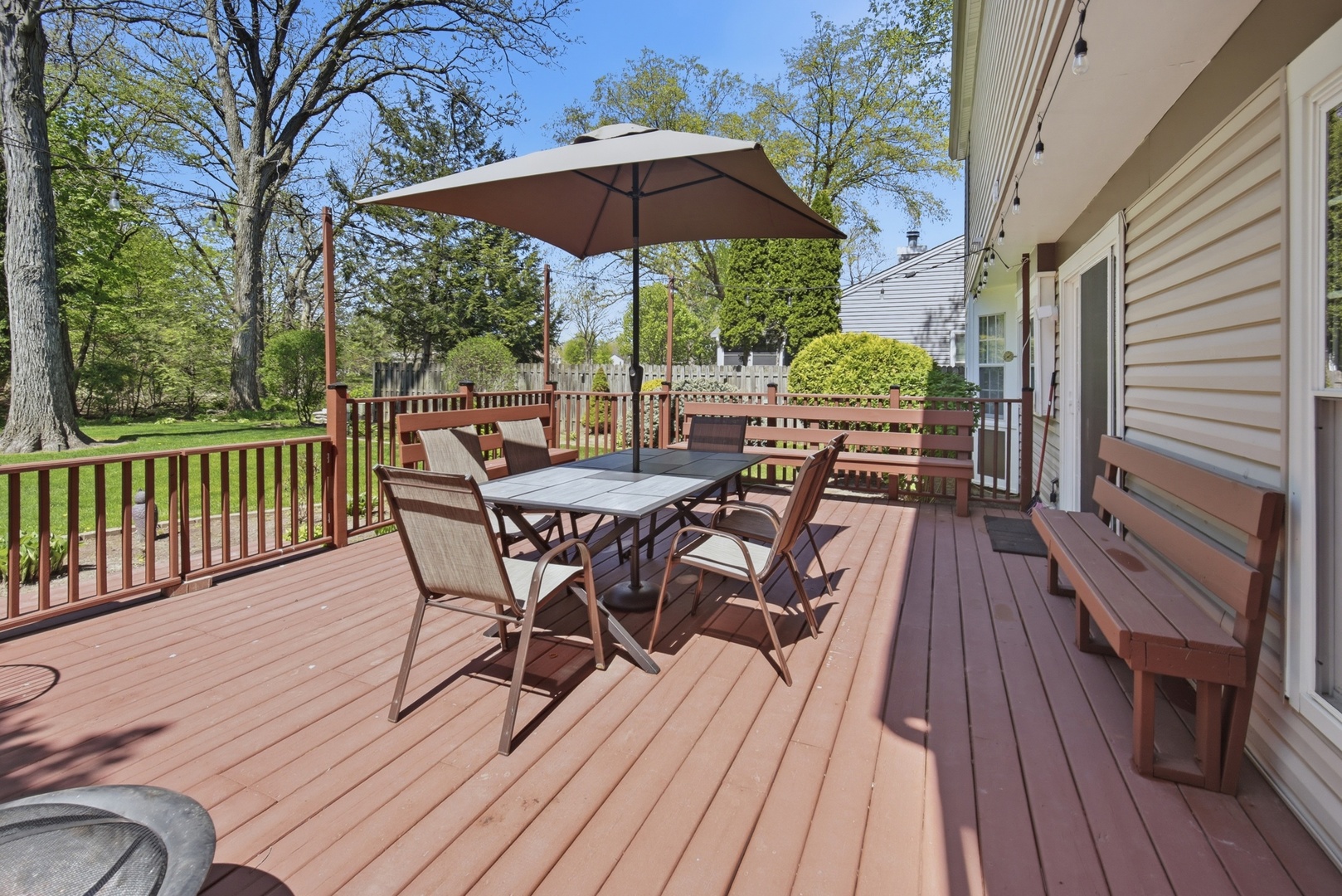 1320 Yellowstone Parkway, Algonquin, IL 60102