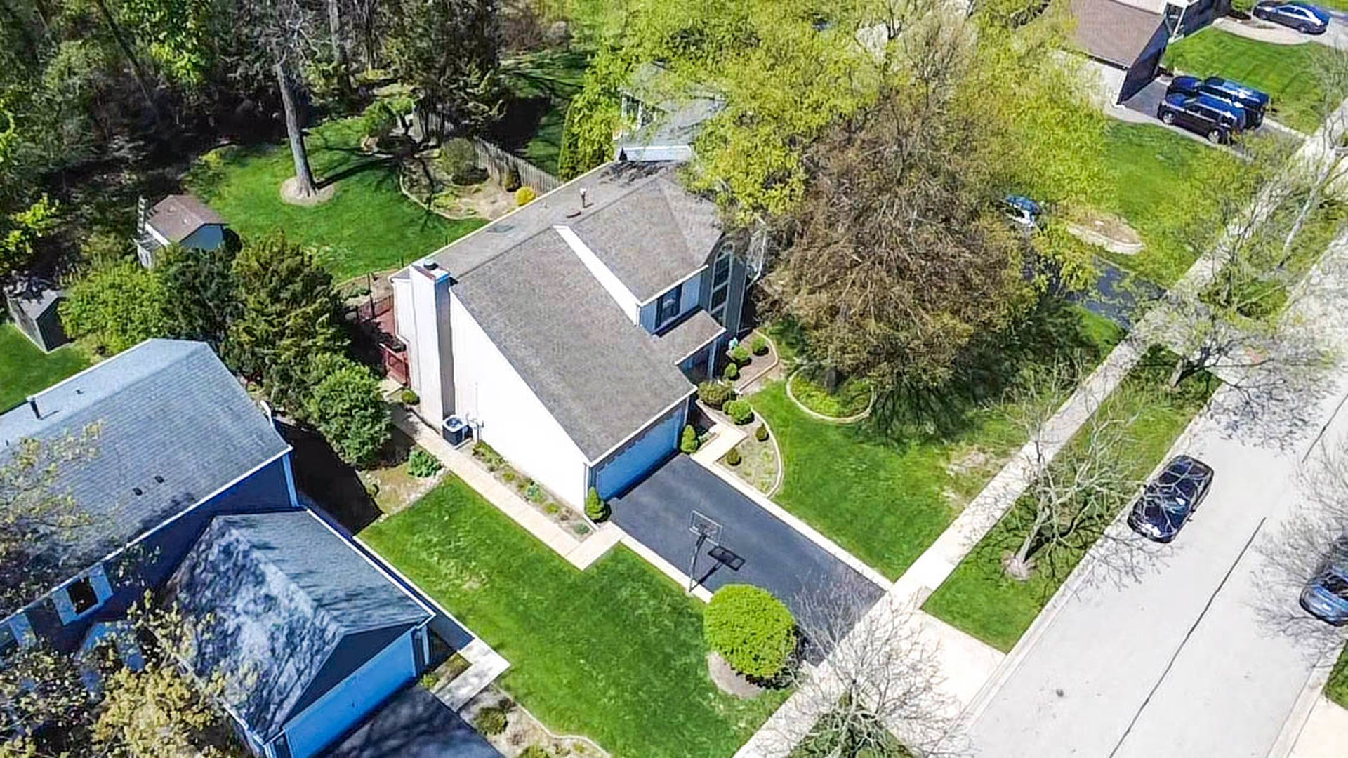 1320 Yellowstone Parkway, Algonquin, IL 60102