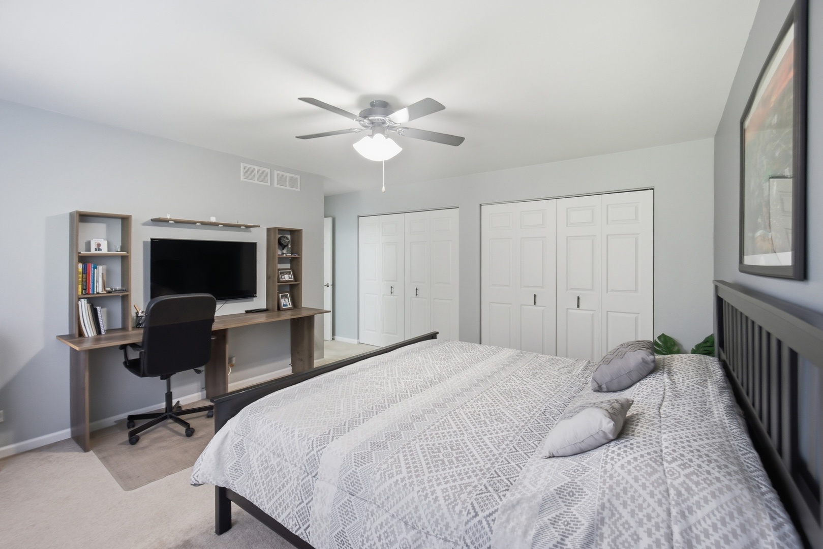 1320 Yellowstone Parkway, Algonquin, IL 60102