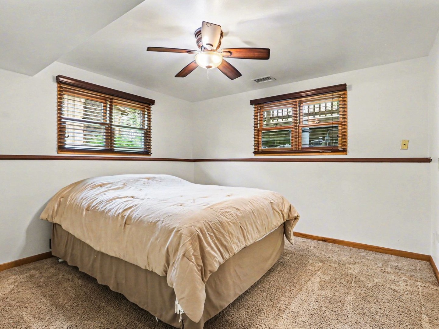 10S287 Alma Lane, Naperville, IL 60564