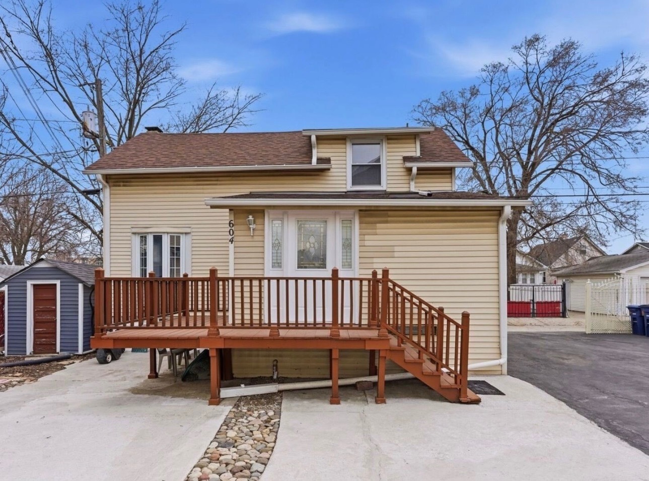 604 N 8th Avenue, Maywood, IL 60153