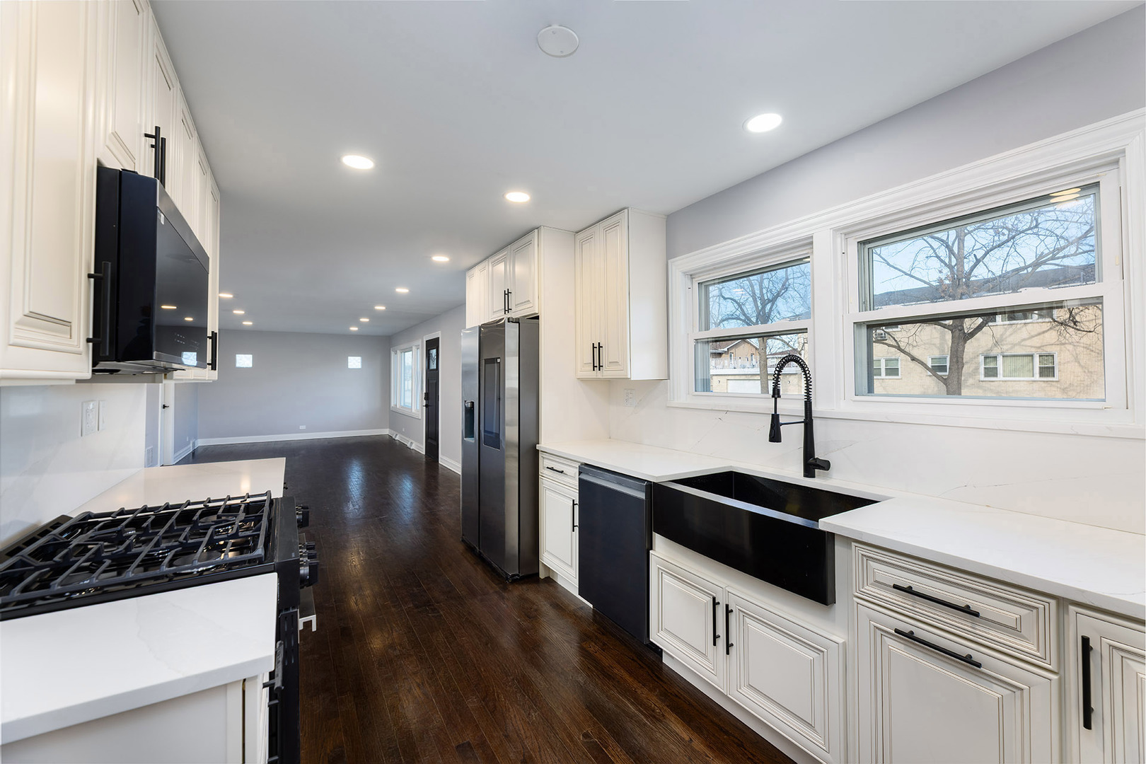 4955 N Delphia Avenue, Norridge, IL 60706