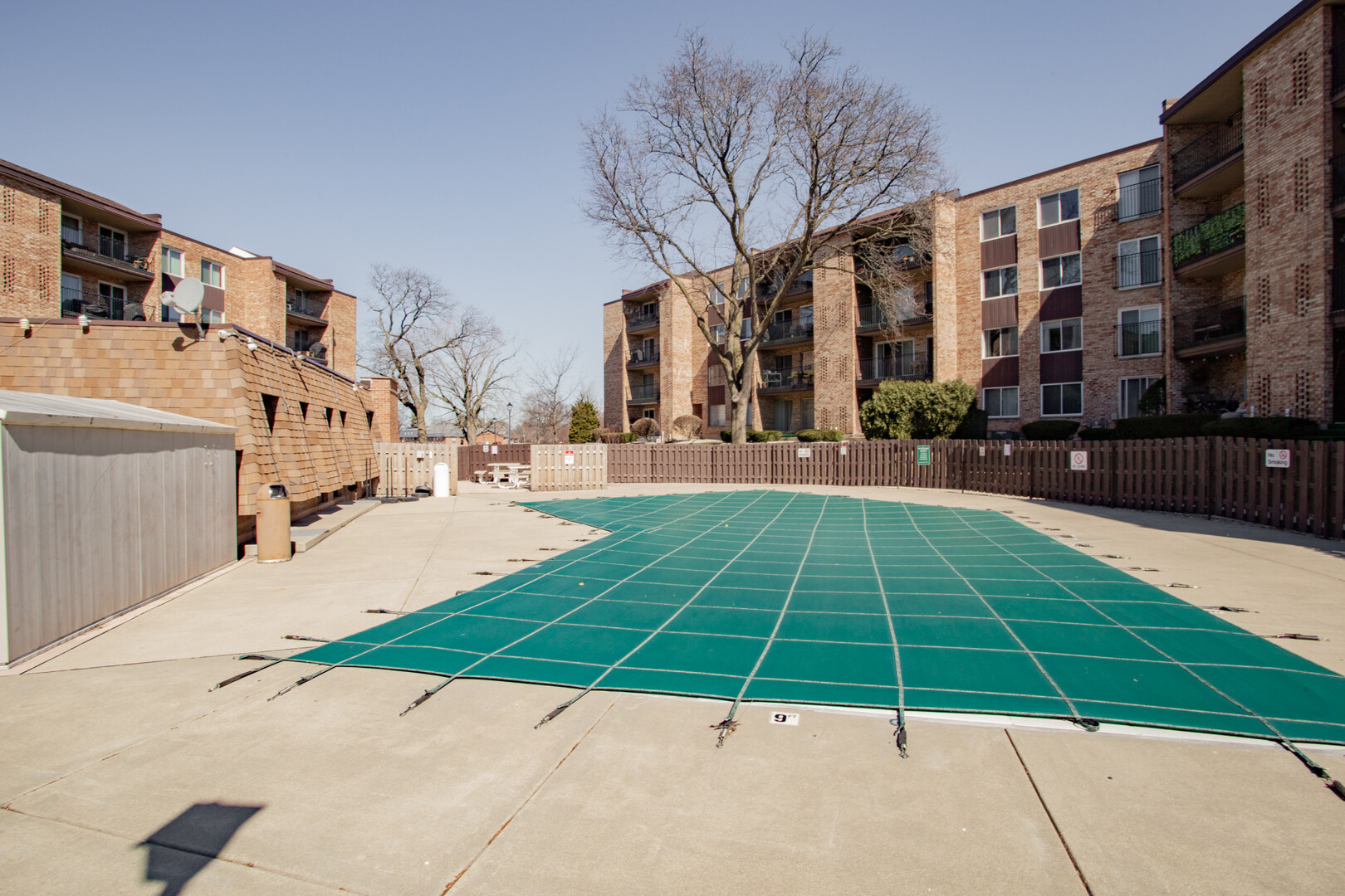 1101 S Hunt Club Drive #403, Mount Prospect, IL 60056
