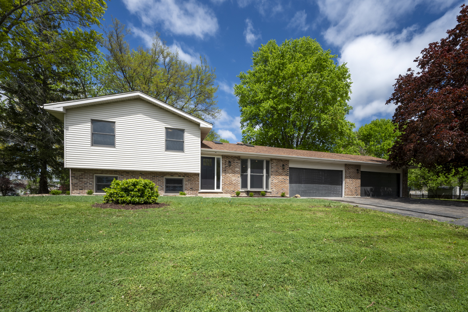 24340 Davids Court, Naperville, IL 60564