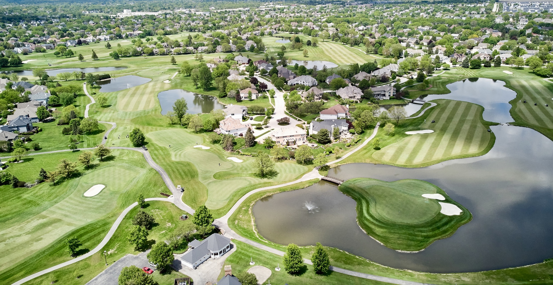 2615 Saddlebrook Drive, Naperville, IL 60564