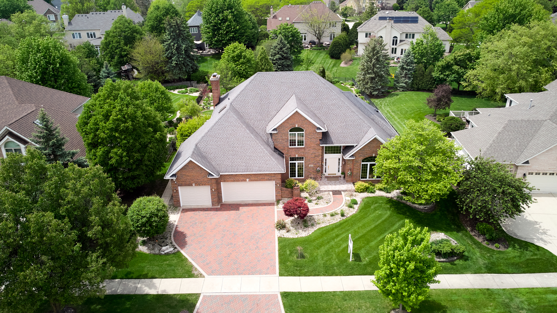 2615 Saddlebrook Drive, Naperville, IL 60564