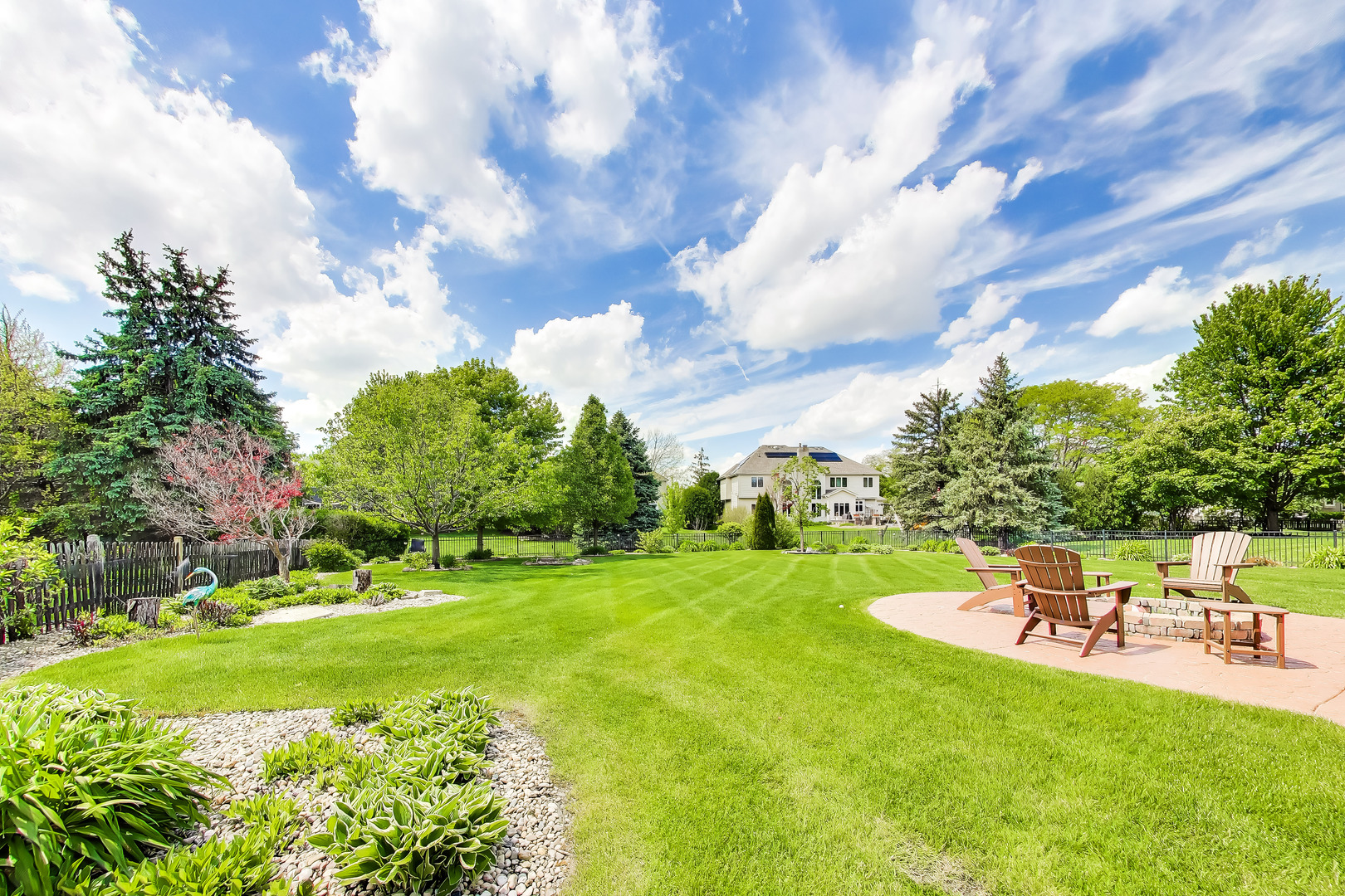 2615 Saddlebrook Drive, Naperville, IL 60564