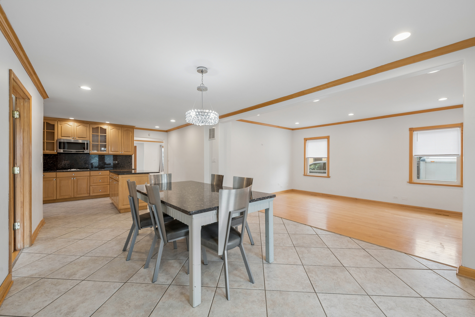 4405 N Redwood Drive, Norridge, IL 60706