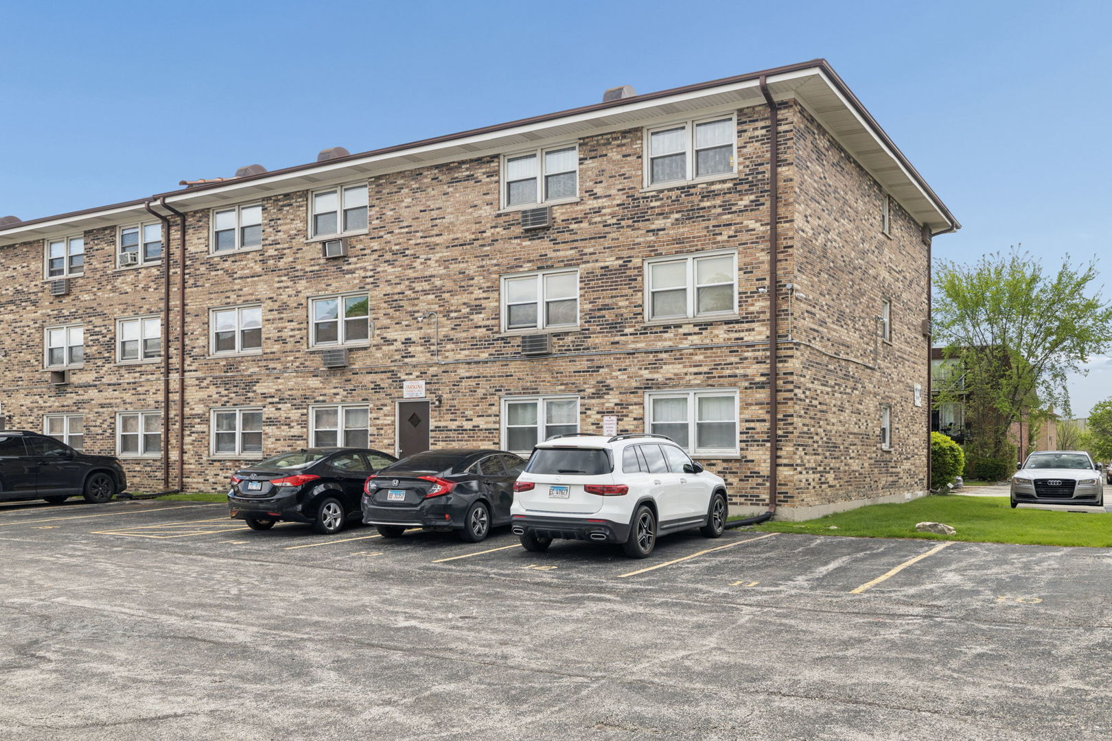 7112 99th Street #309, Chicago Ridge, IL 60415