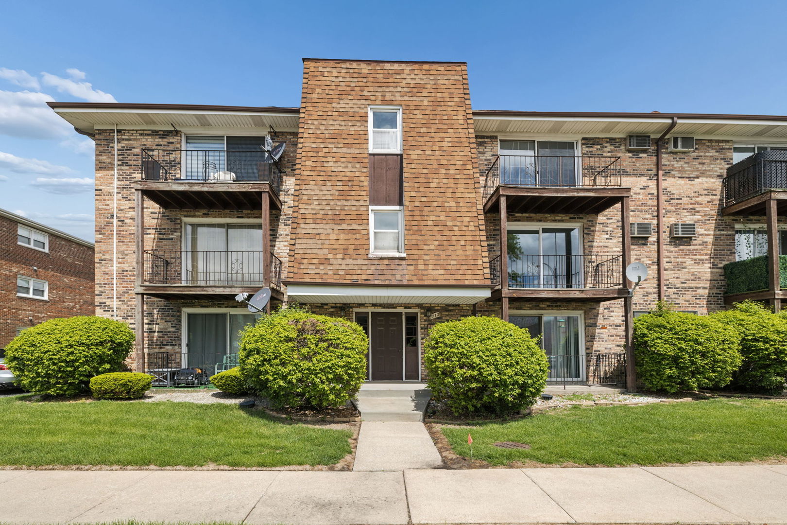 7112 99th Street #309, Chicago Ridge, IL 60415