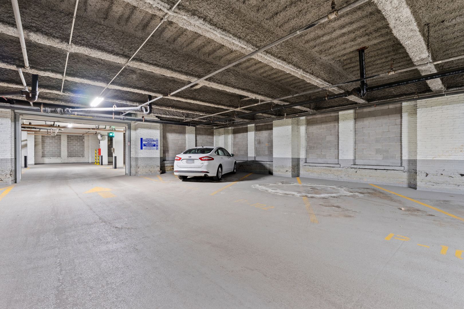 1040 W Adams Street #122, Chicago, IL 60607