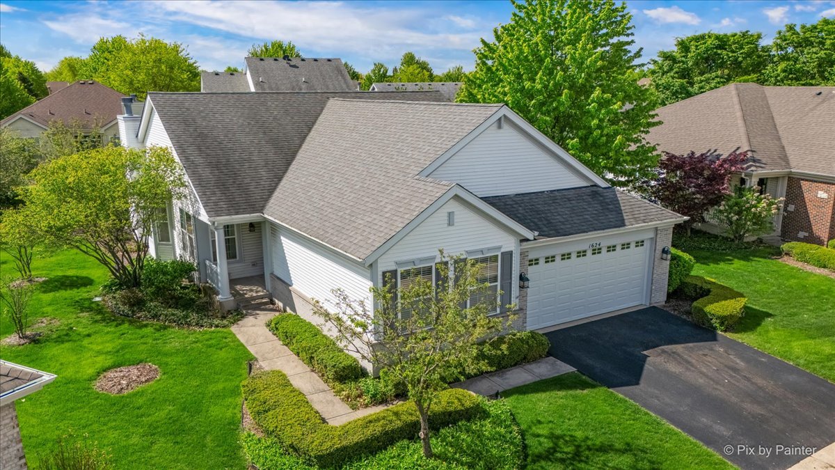 1624 Mansfield Drive, Aurora, IL 60502