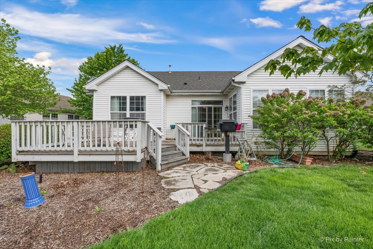 1624 Mansfield Drive, Aurora, IL 60502