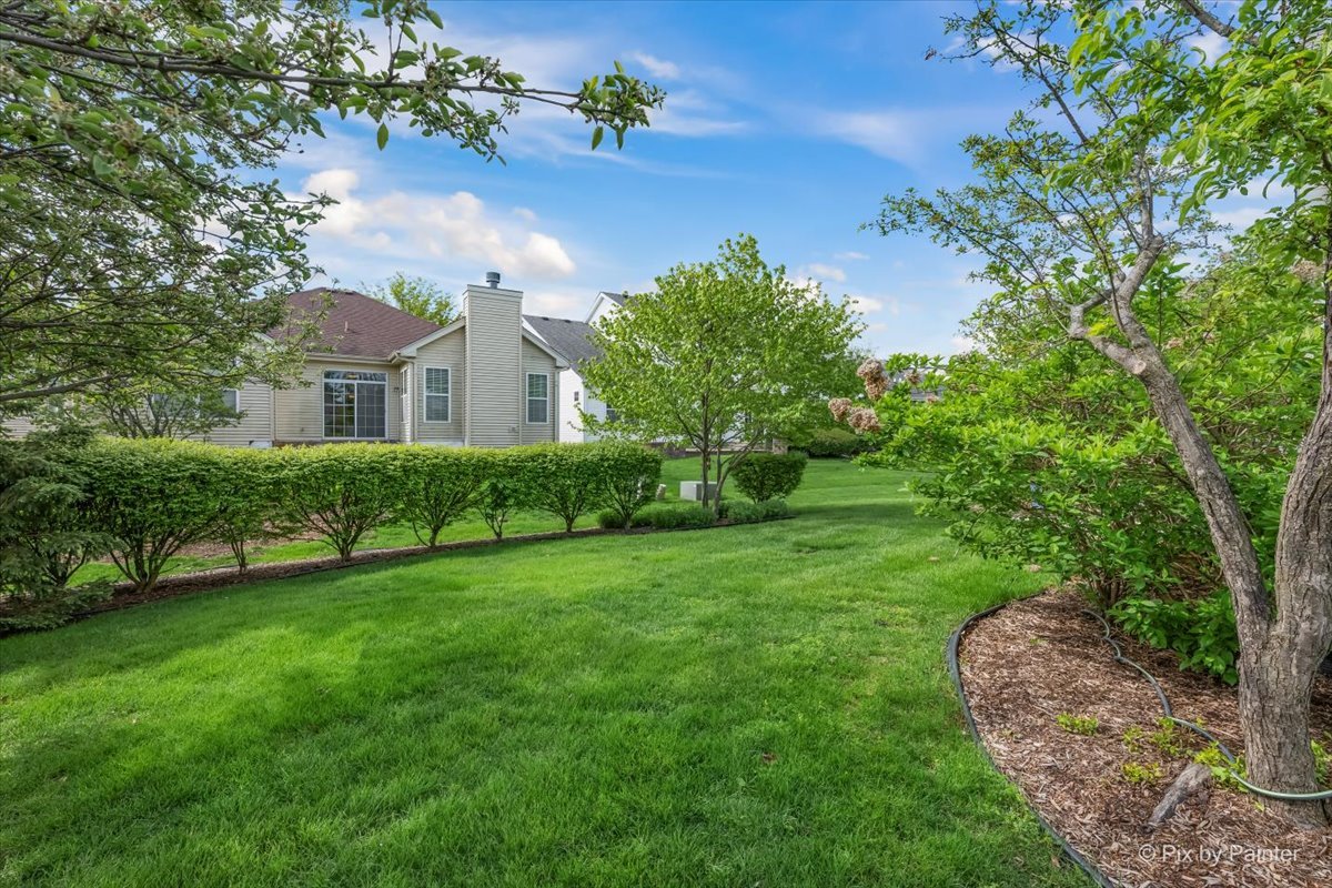 1624 Mansfield Drive, Aurora, IL 60502