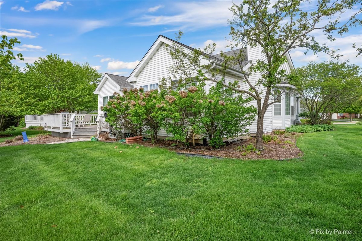 1624 Mansfield Drive, Aurora, IL 60502