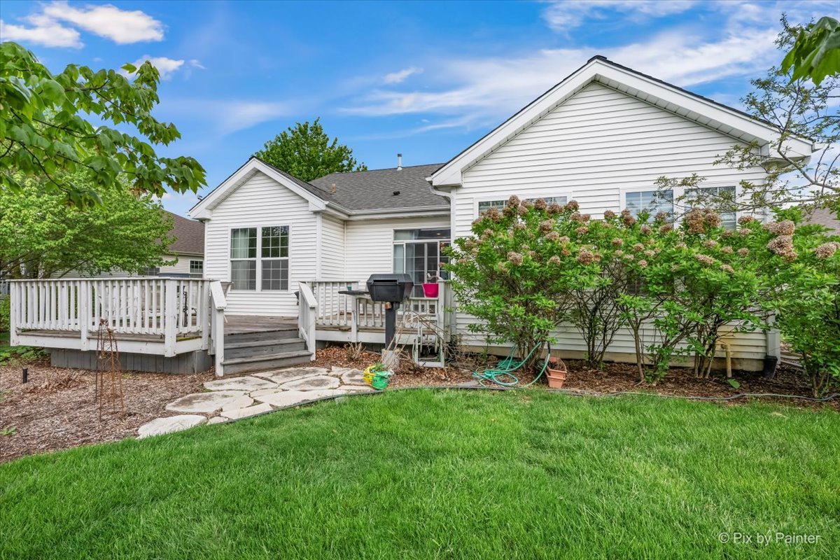 1624 Mansfield Drive, Aurora, IL 60502