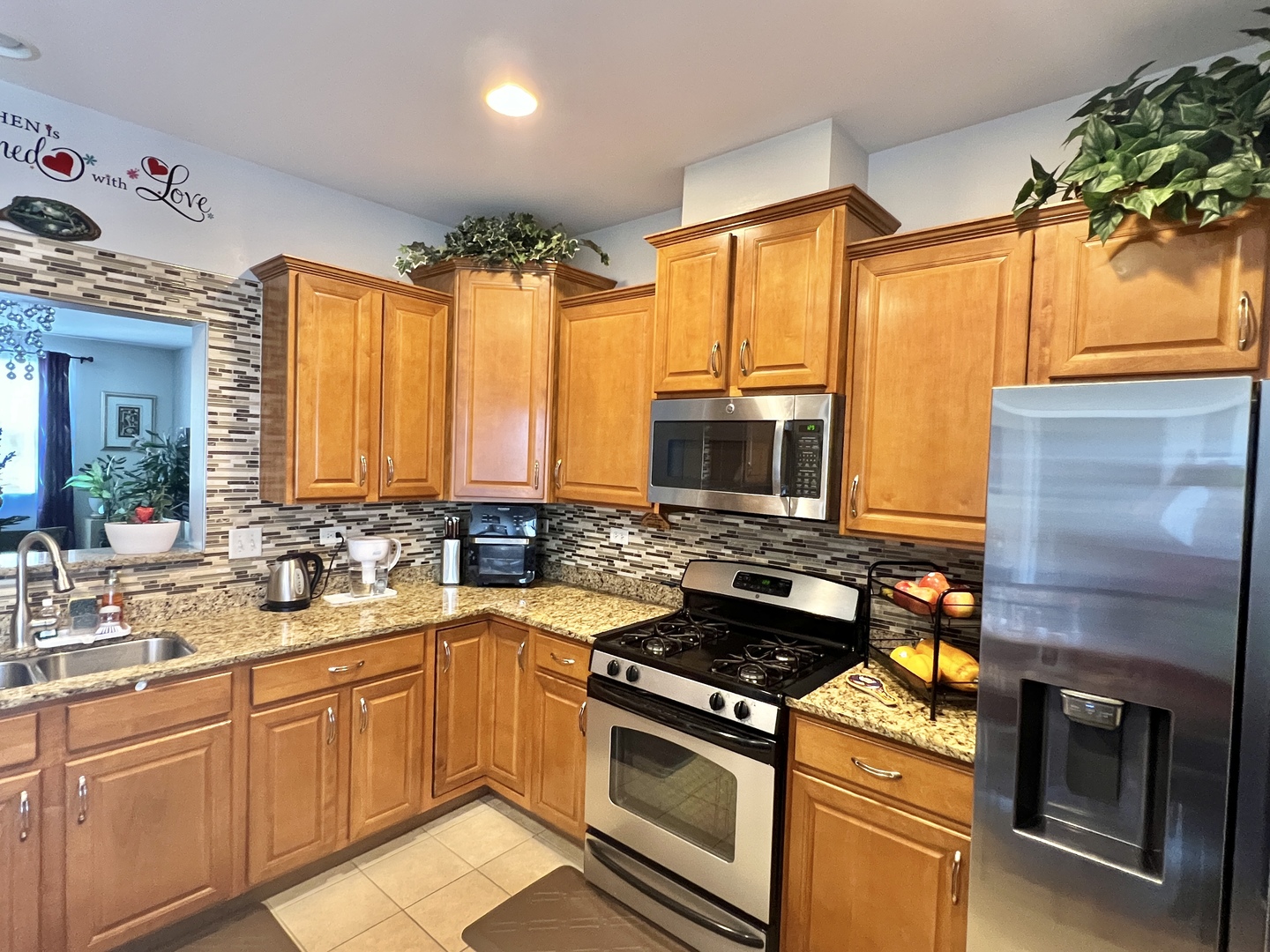 8537 Grove Street, Morton Grove, IL 60053