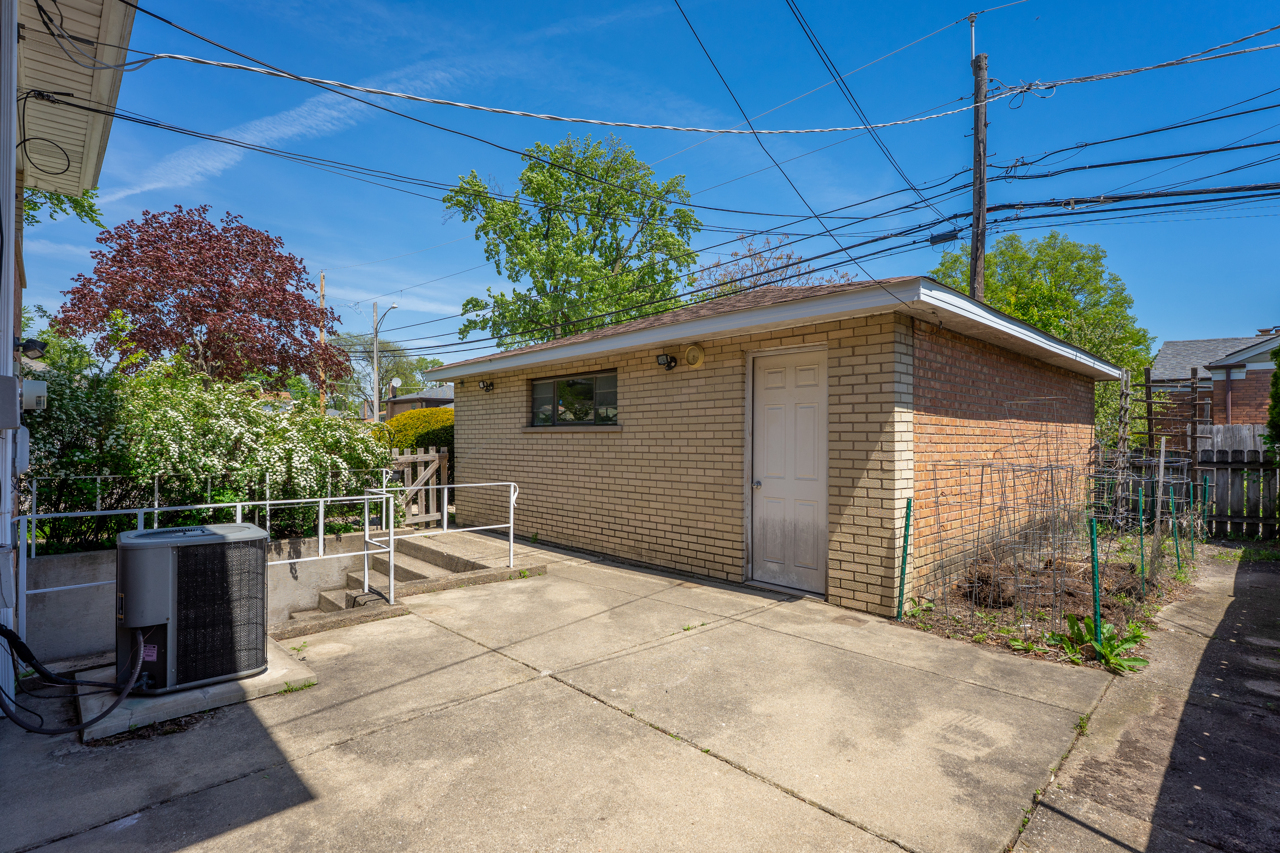 3873 Brummel Street, Skokie, IL 60076