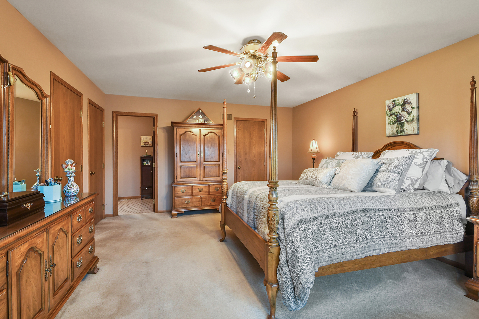 8255 W 138th Street, Orland Park, IL 60462