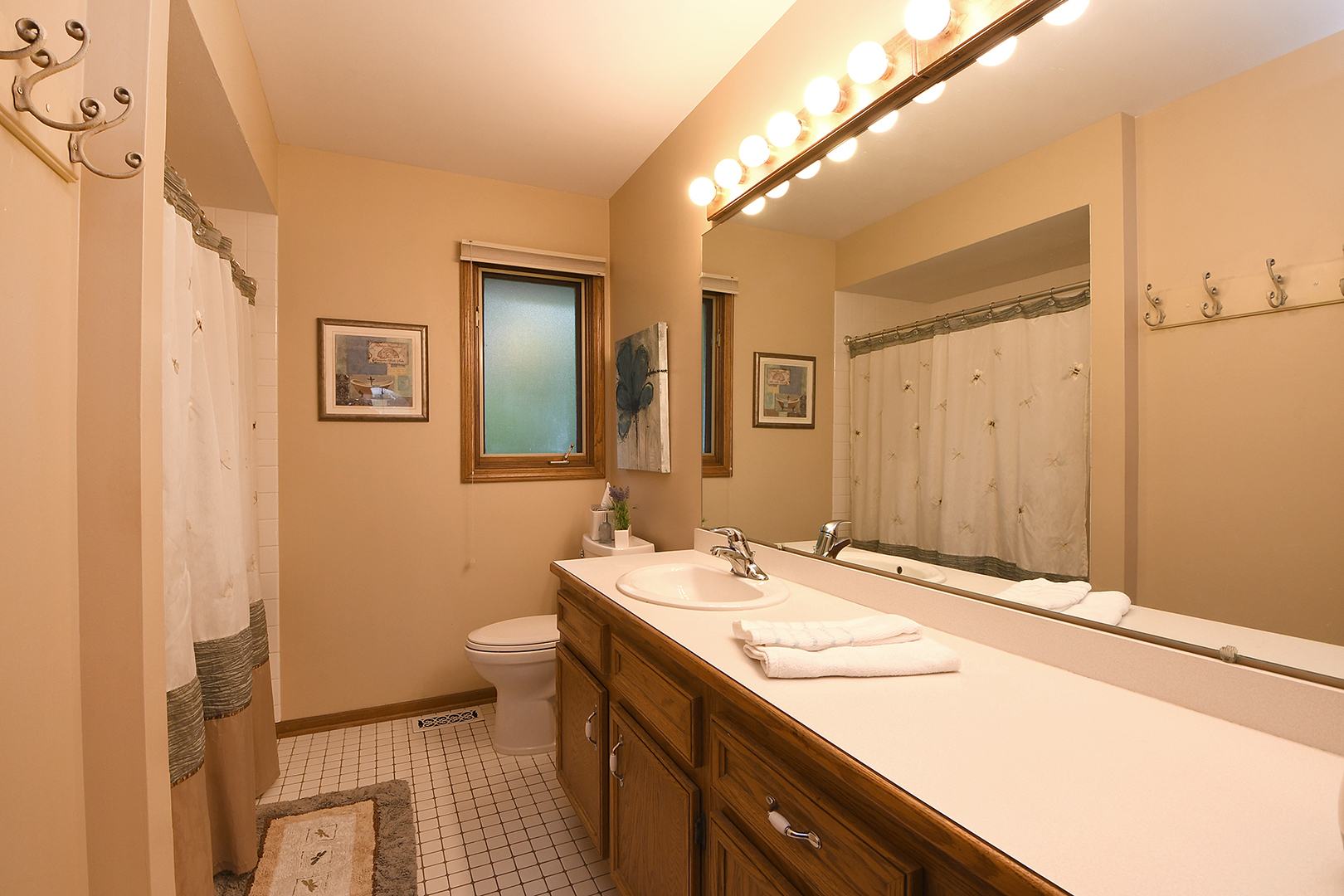 8255 W 138th Street, Orland Park, IL 60462