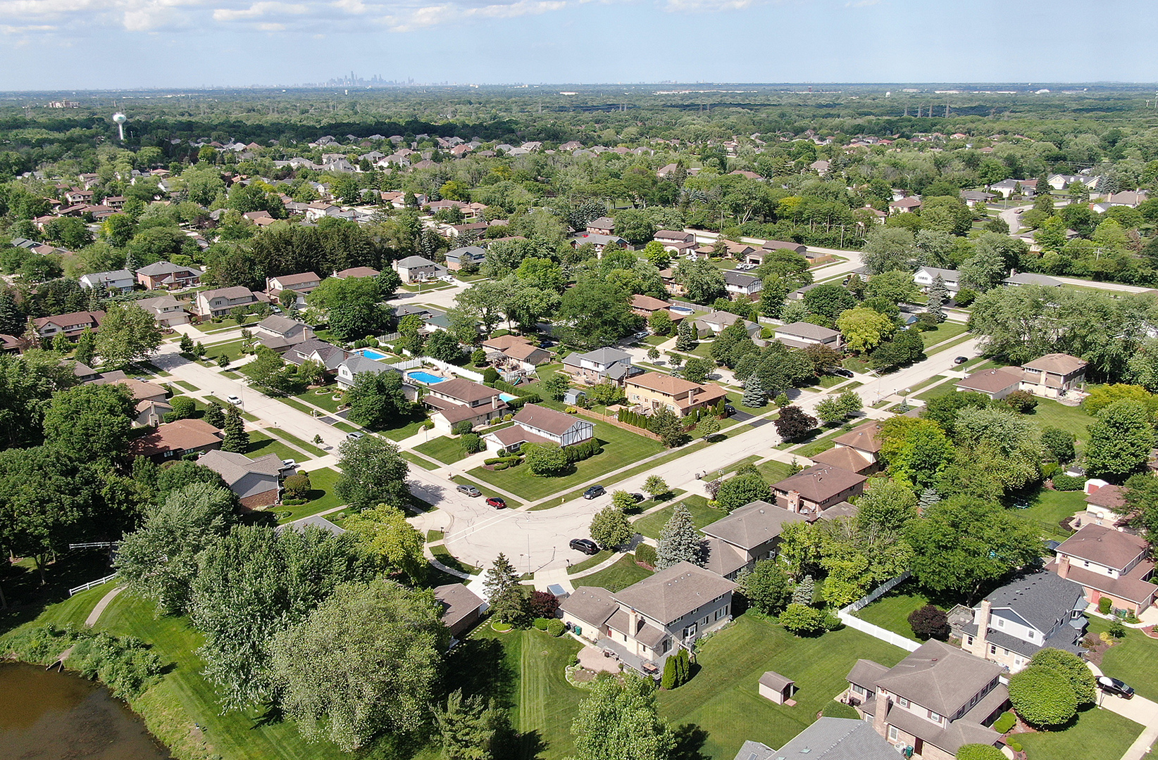 8255 W 138th Street, Orland Park, IL 60462