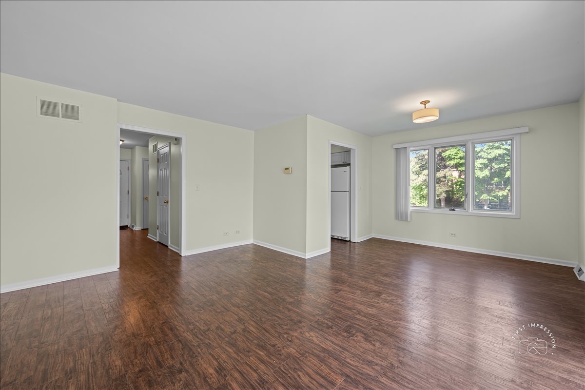 751 Monticello Drive, Naperville, IL 60563