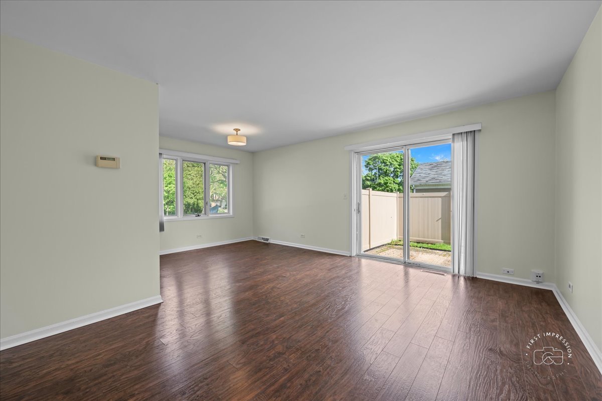 751 Monticello Drive, Naperville, IL 60563