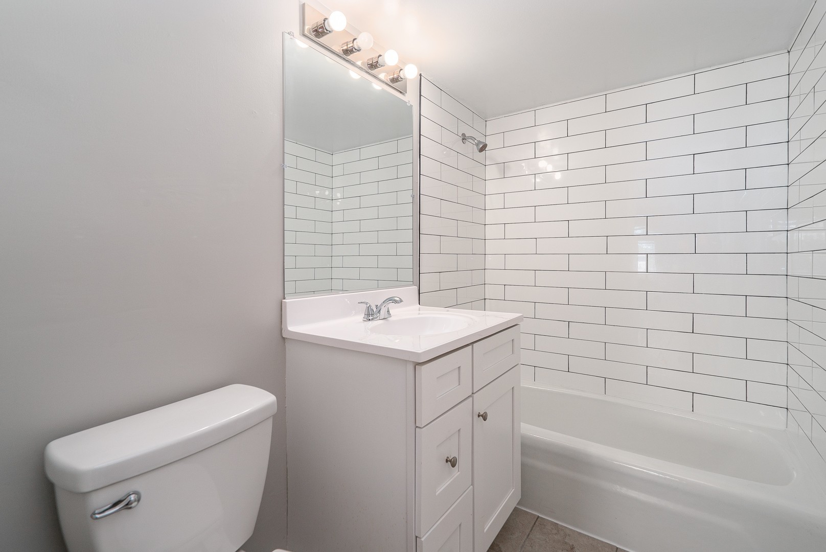 315 W Kimbell Avenue #01, Elmhurst, IL 60126