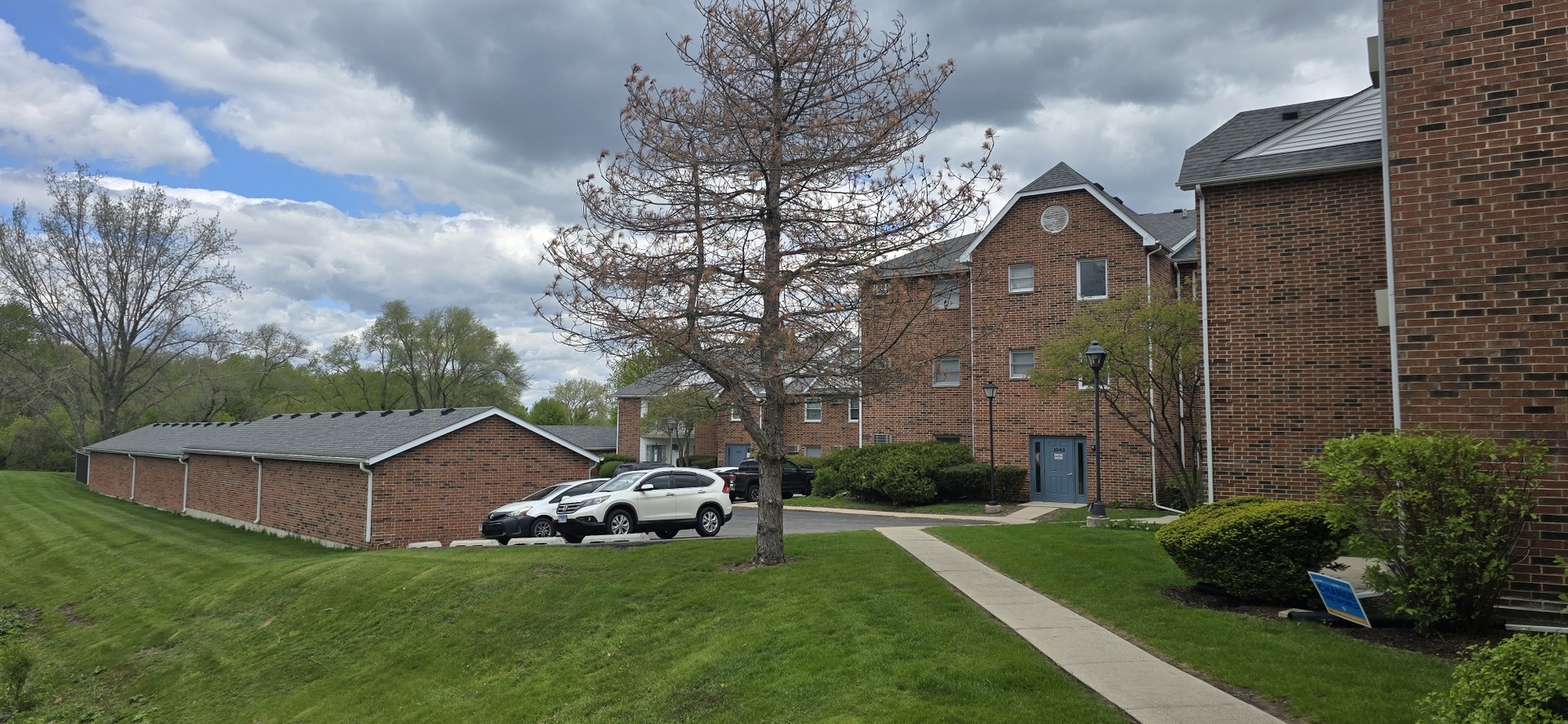 1347 Cunat Court #2D, Lake In The Hills, IL 60156