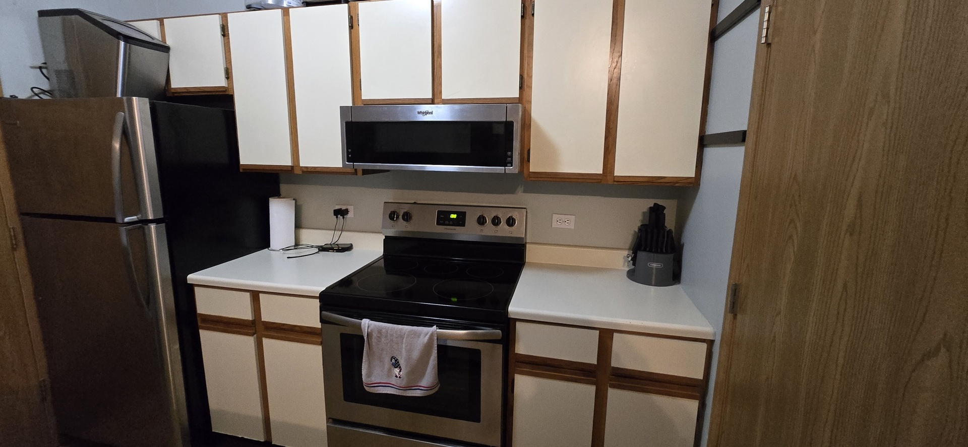 1347 Cunat Court #2D, Lake In The Hills, IL 60156