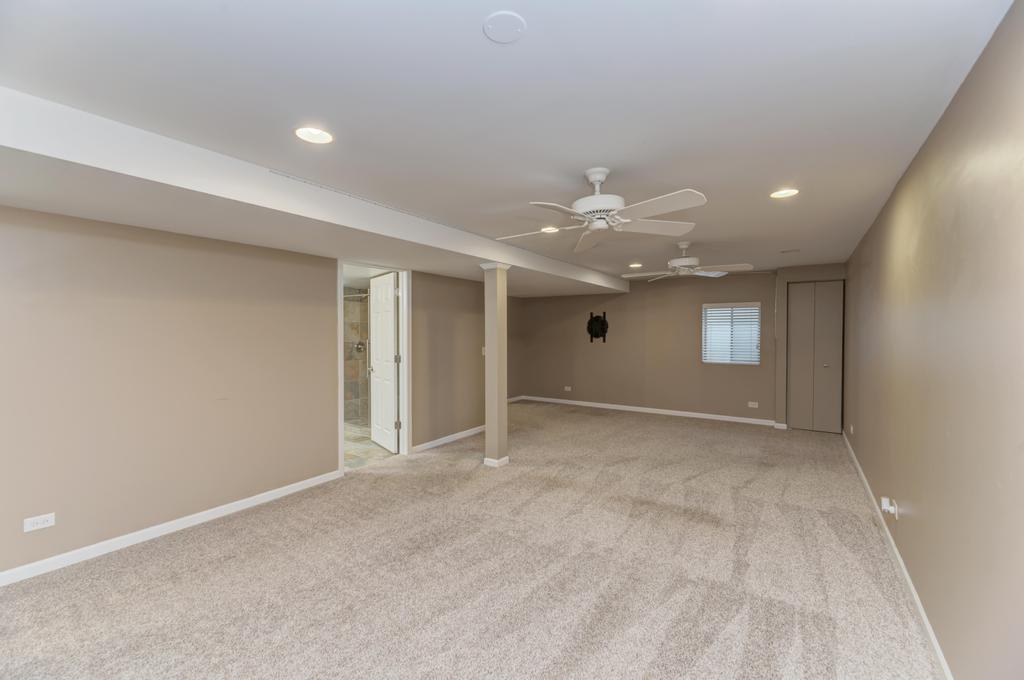 6415 Valley Ridge Drive, Plainfield, IL 60586