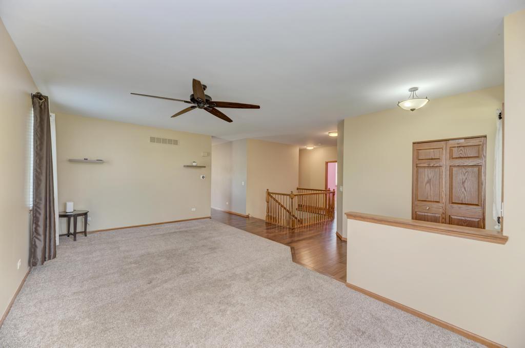 6415 Valley Ridge Drive, Plainfield, IL 60586