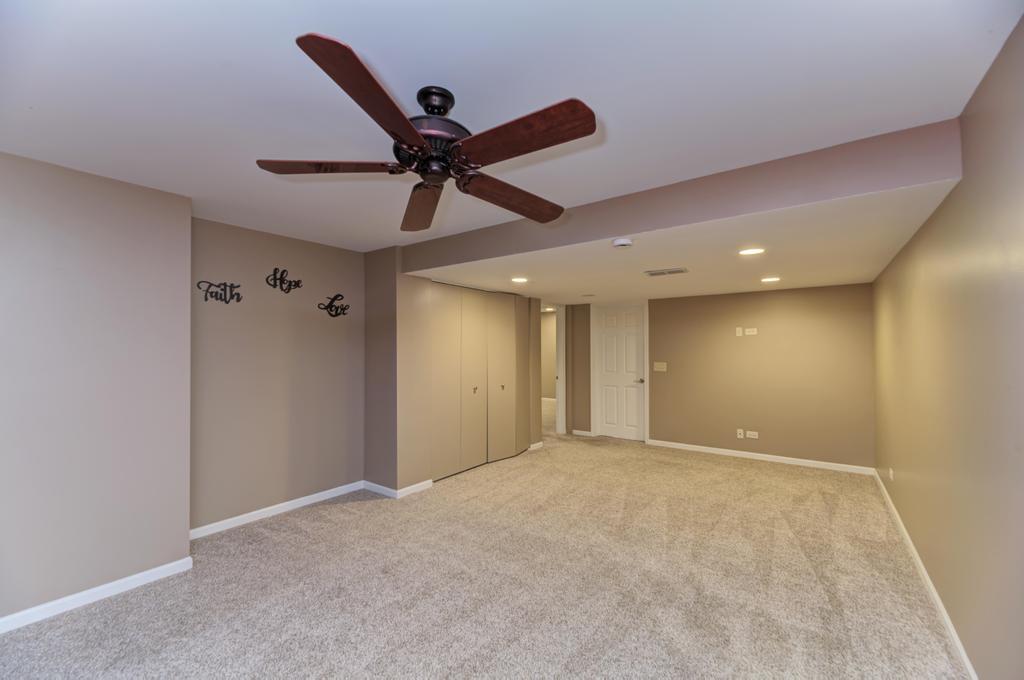6415 Valley Ridge Drive, Plainfield, IL 60586